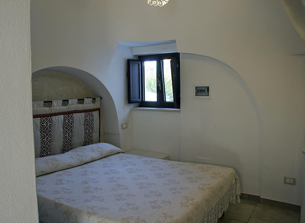 Agriturismo Grotta Di Figazzano Cisternino Bilik gambar