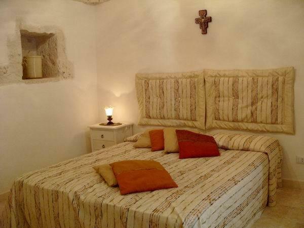 Agriturismo Grotta Di Figazzano Cisternino Bilik gambar