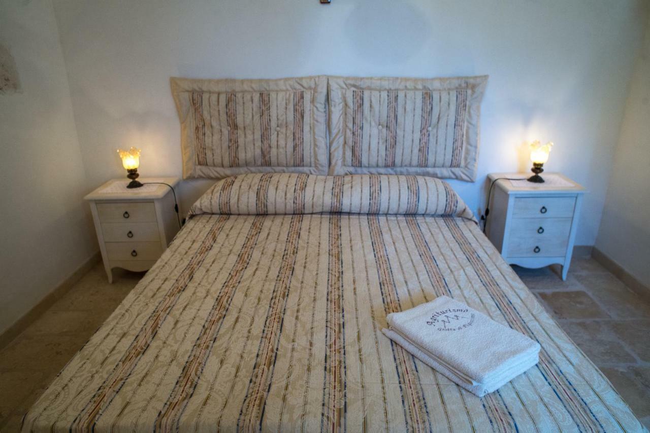 Agriturismo Grotta Di Figazzano Cisternino Luaran gambar
